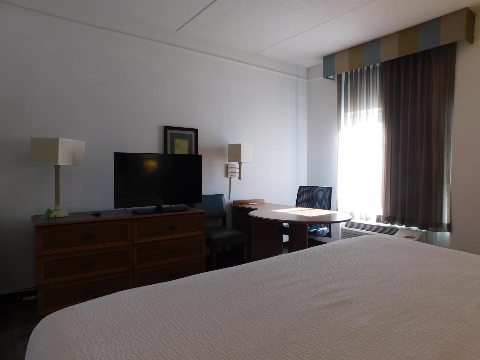 Hotel La Quinta By Wyndham 3*