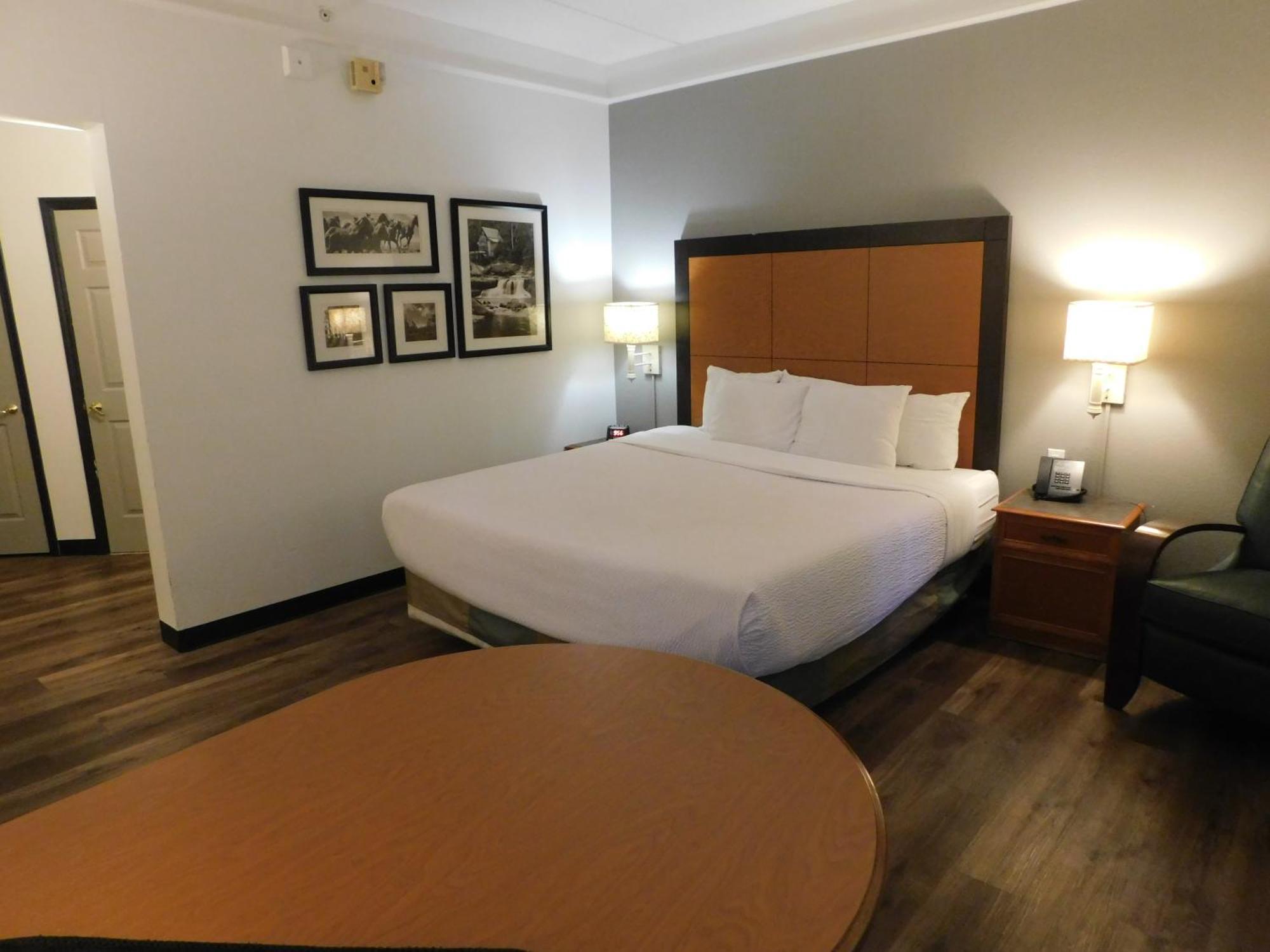 Hotel La Quinta By Wyndham Winston-Salem